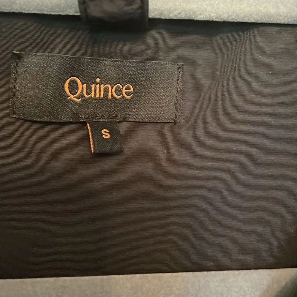 Quince  Windbreaker Jacket size small - Picture 2 of 4
